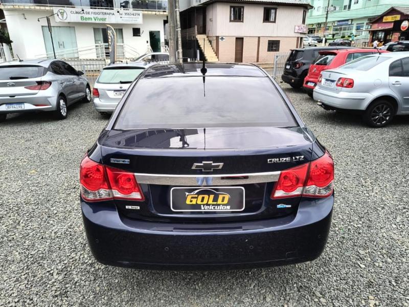 Chevrolet CRUZE LTZ 1.8 16V FlexPower 4p Aut. - foto 5