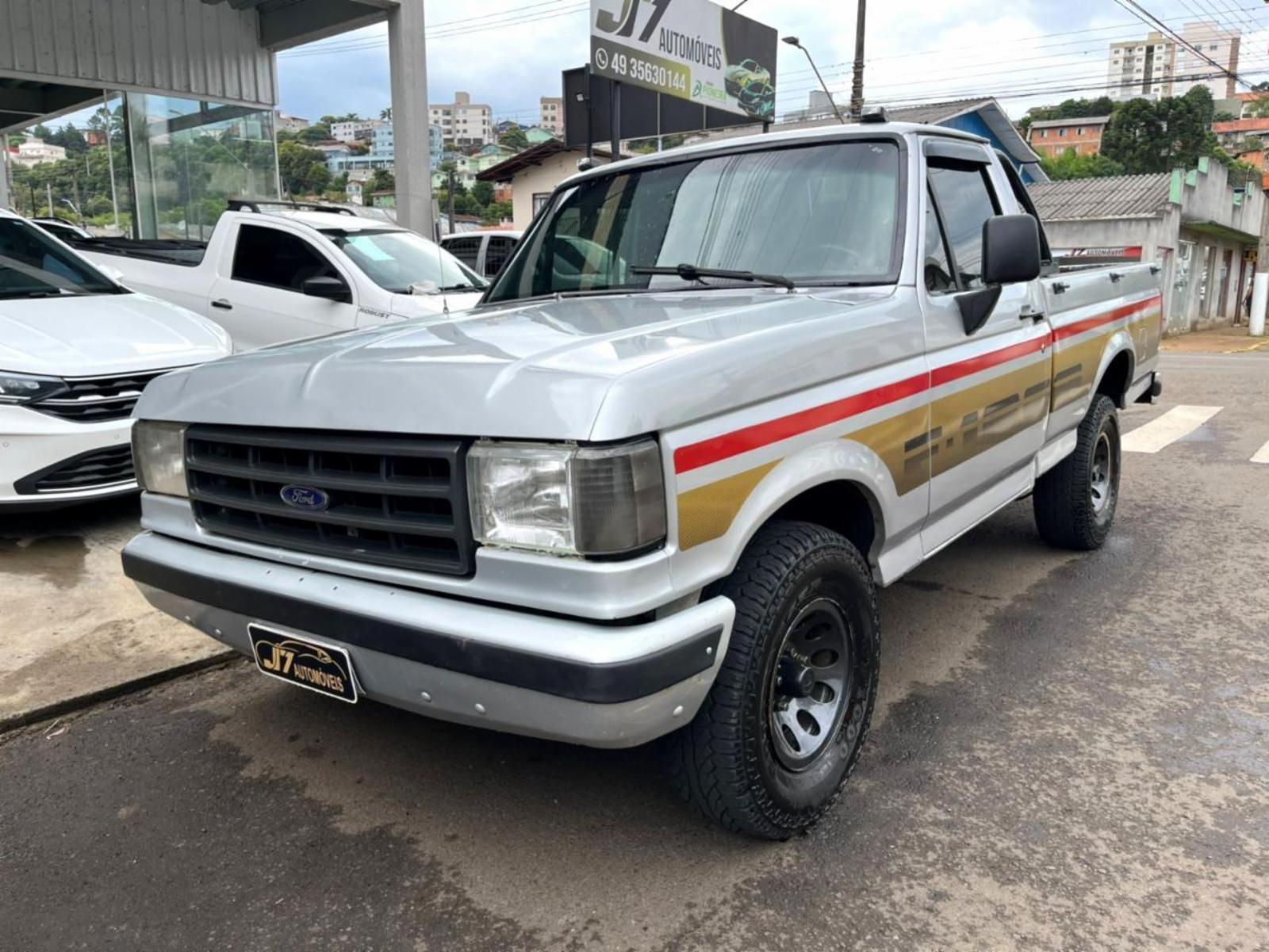 F-1000 s. - foto 1
