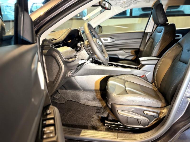 Jeep COMPASS Lon Nig. Eagle 1.3 4x2 Flex Aut. - foto 8