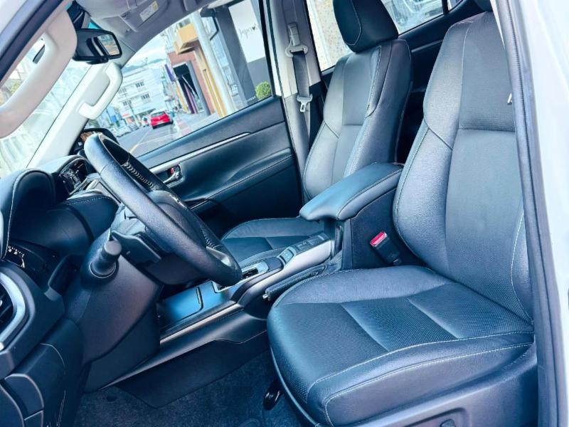 Toyota Hilux SW4 SRX 4x4 2.8 TDI 16V Dies. Aut. - foto 4