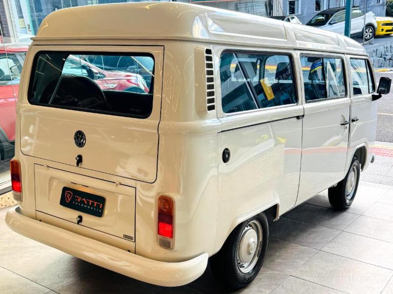 Volkswagen Kombi Lotação 1.6 MPi - foto 13