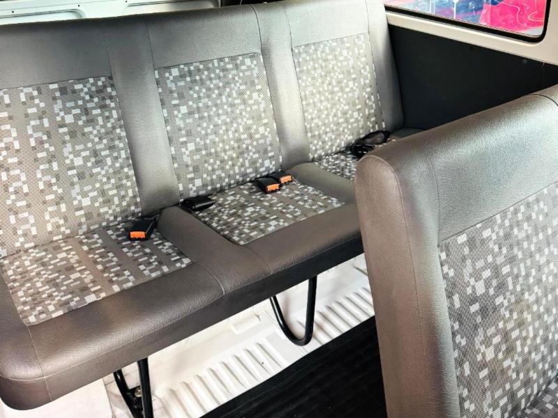 Volkswagen Kombi Lotação 1.6 MPi - foto 15