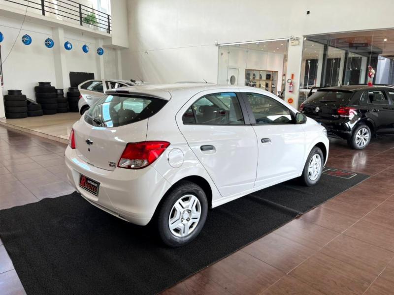 Chevrolet ONIX HATCH LS 1.0 8V FlexPower 5p Mec. - foto 6