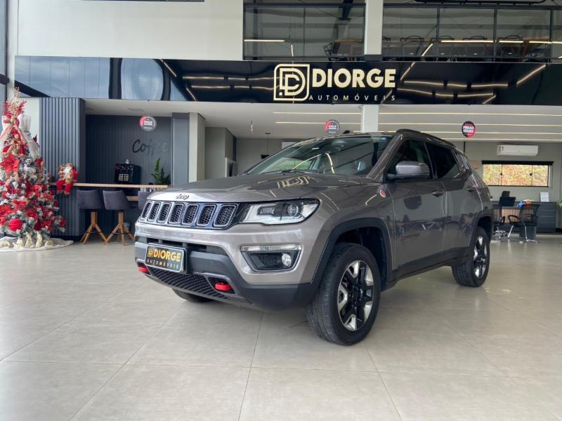 Jeep COMPASS TRAILHAWK 2.0 4x4 Dies. 16V Aut. - foto 1