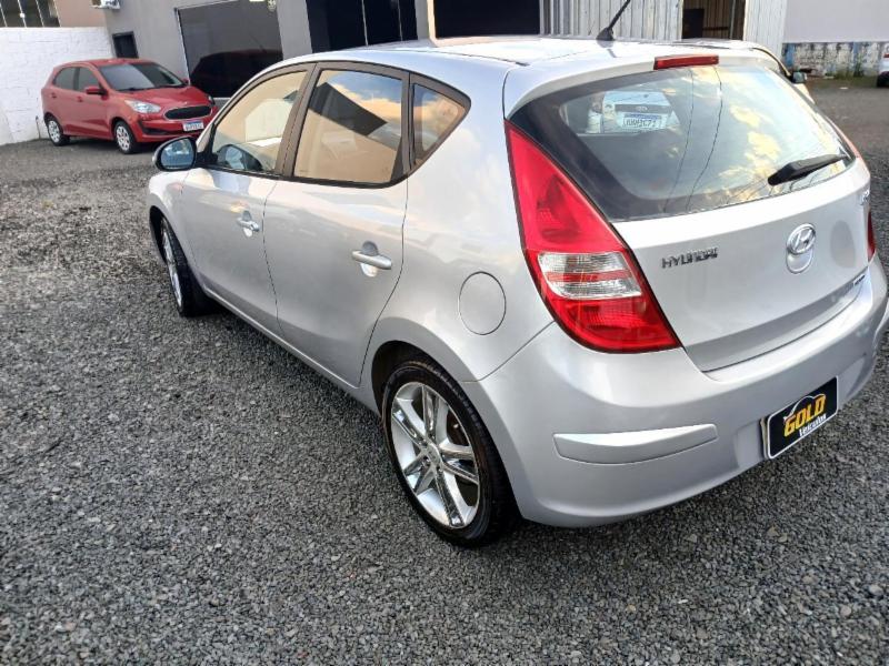 Hyundai i30cw 2.0 16V 145cv Mec. 5p - foto 7