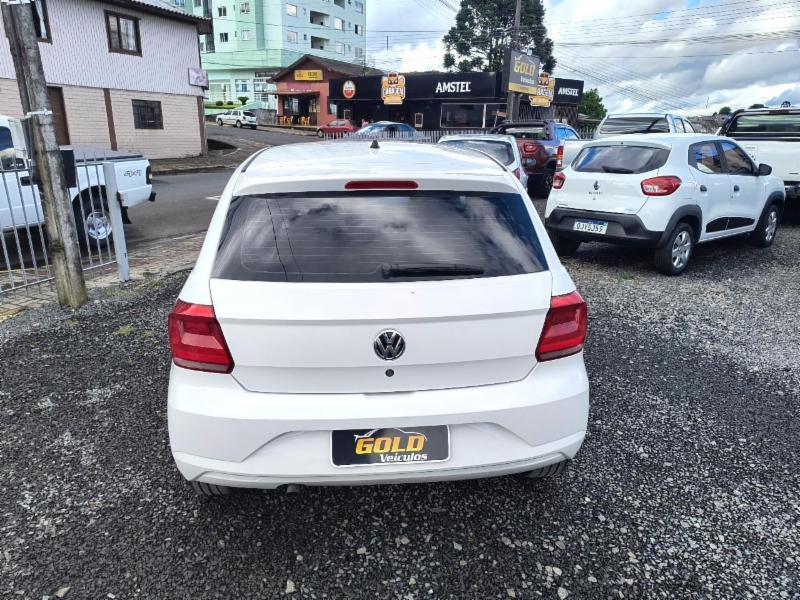 Volkswagen Gol 1.0 Flex 12V 5p - foto 5