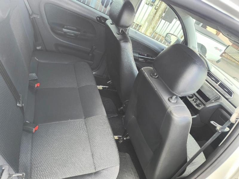 Volkswagen Gol 1.0 Flex 12V 5p - foto 9