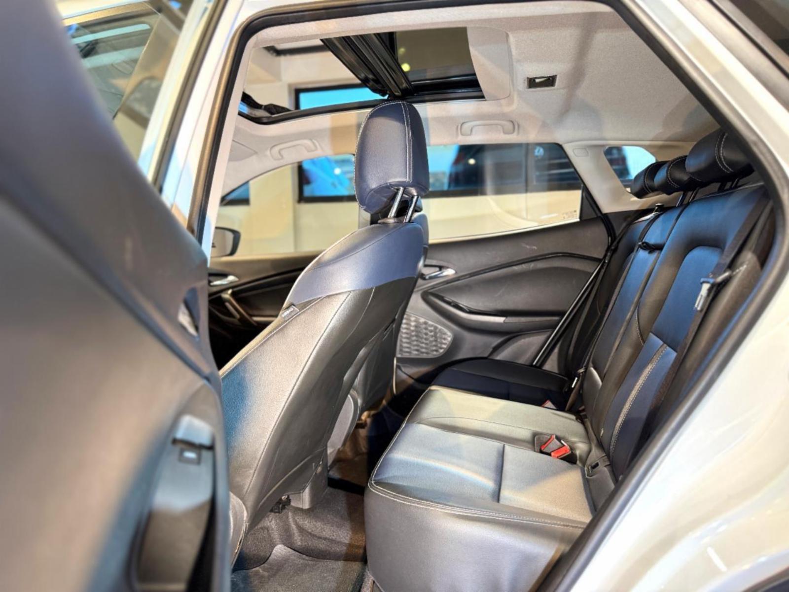 Tracker premier - foto 9