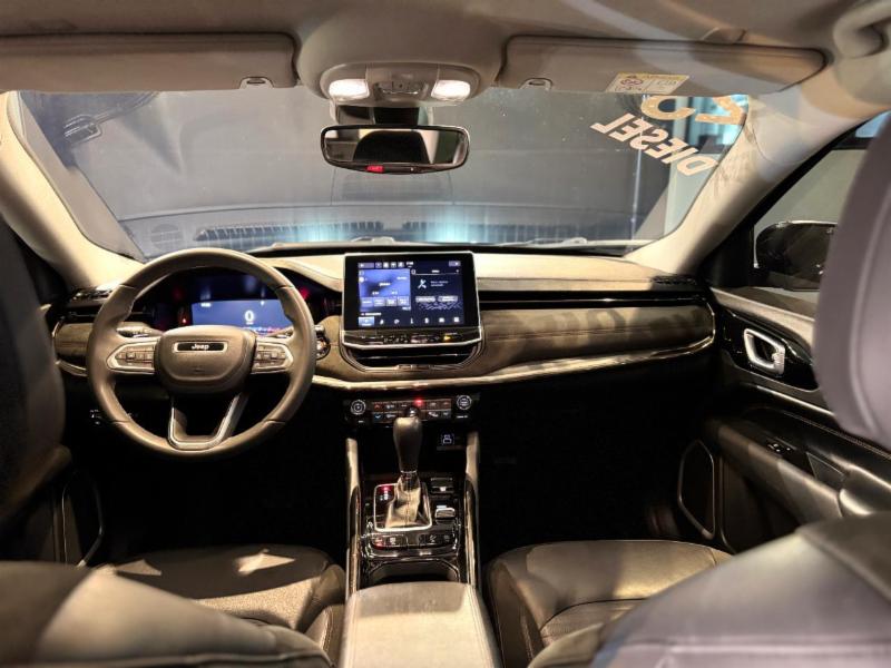 Jeep Commander Limited TD380 2.0 4x4 Die.Aut. - foto 11