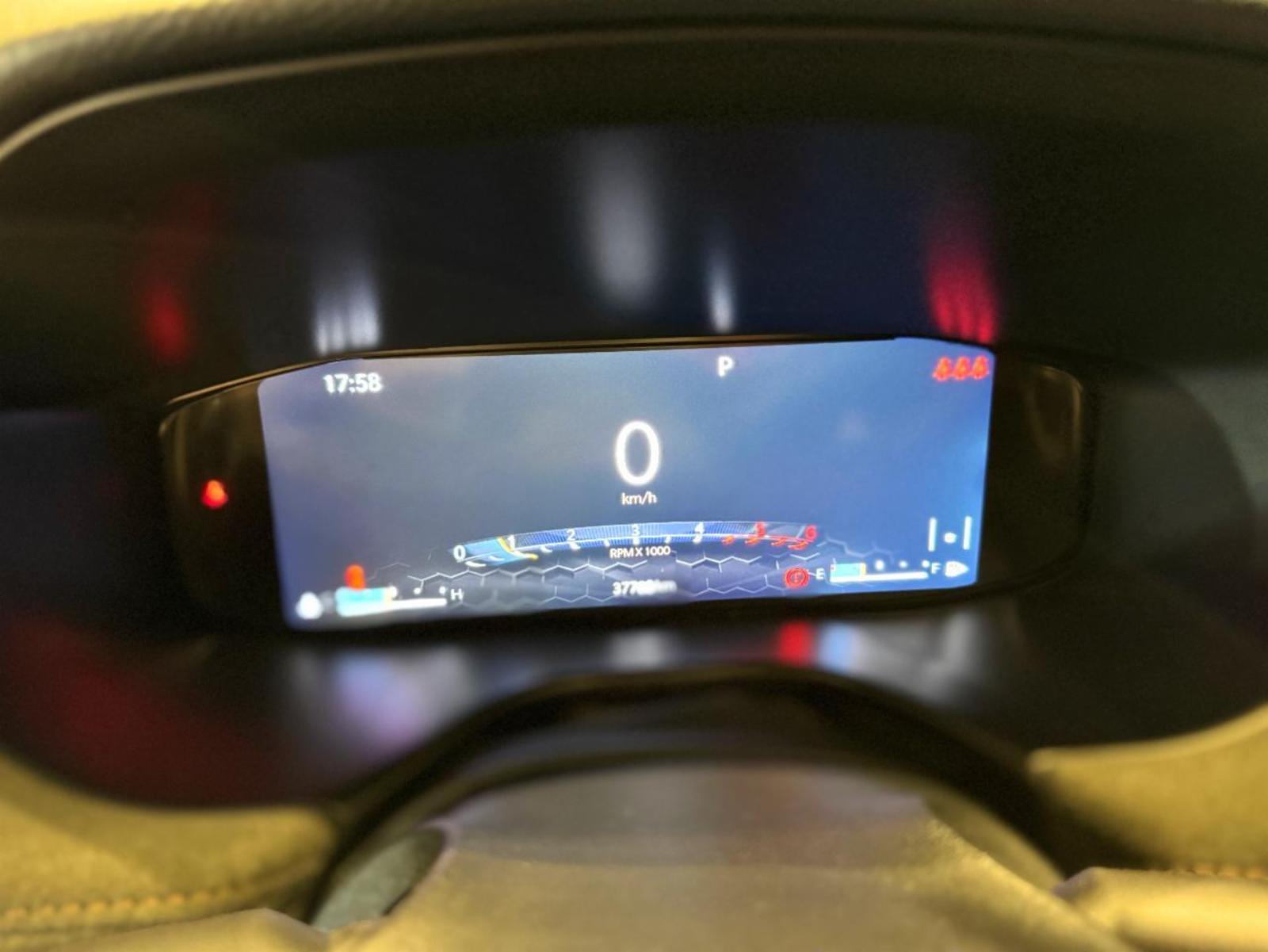 Commander limited - foto 14