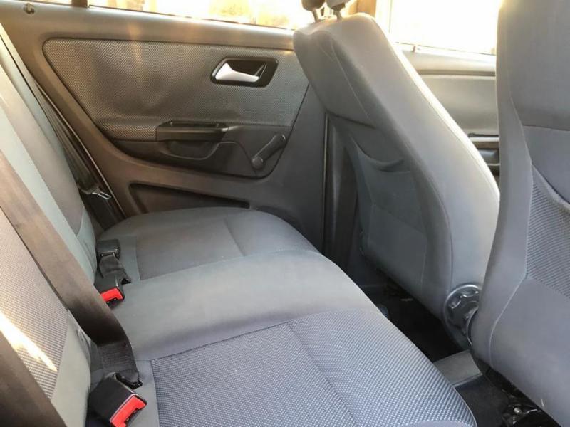 Volkswagen Fox 1.0 Mi Total Flex 8V 5p - foto 9