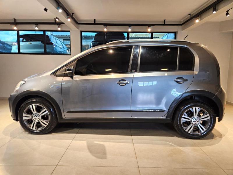 Volkswagen up! cross 1.0 TSI Total Flex 12V 5p - foto 2