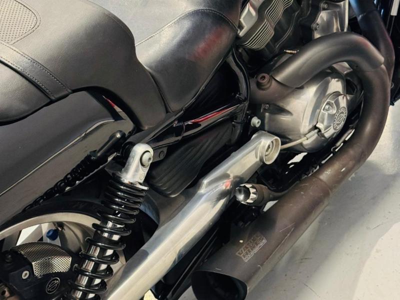 Harley-Davidson V-ROD 1250cc MUSCLE VRSCF - foto 3