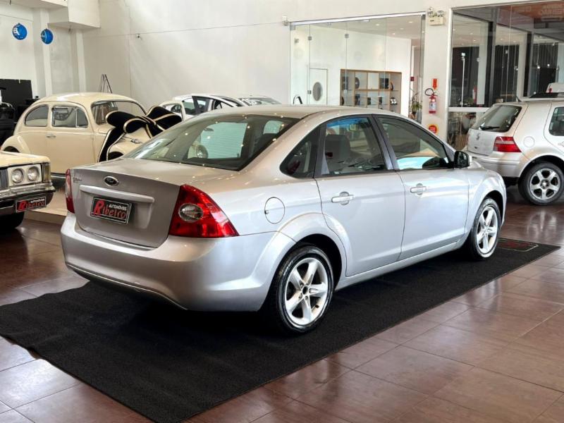 Ford Focus Sedan 2.0 16V/2.0 16V Flex 4p - foto 7