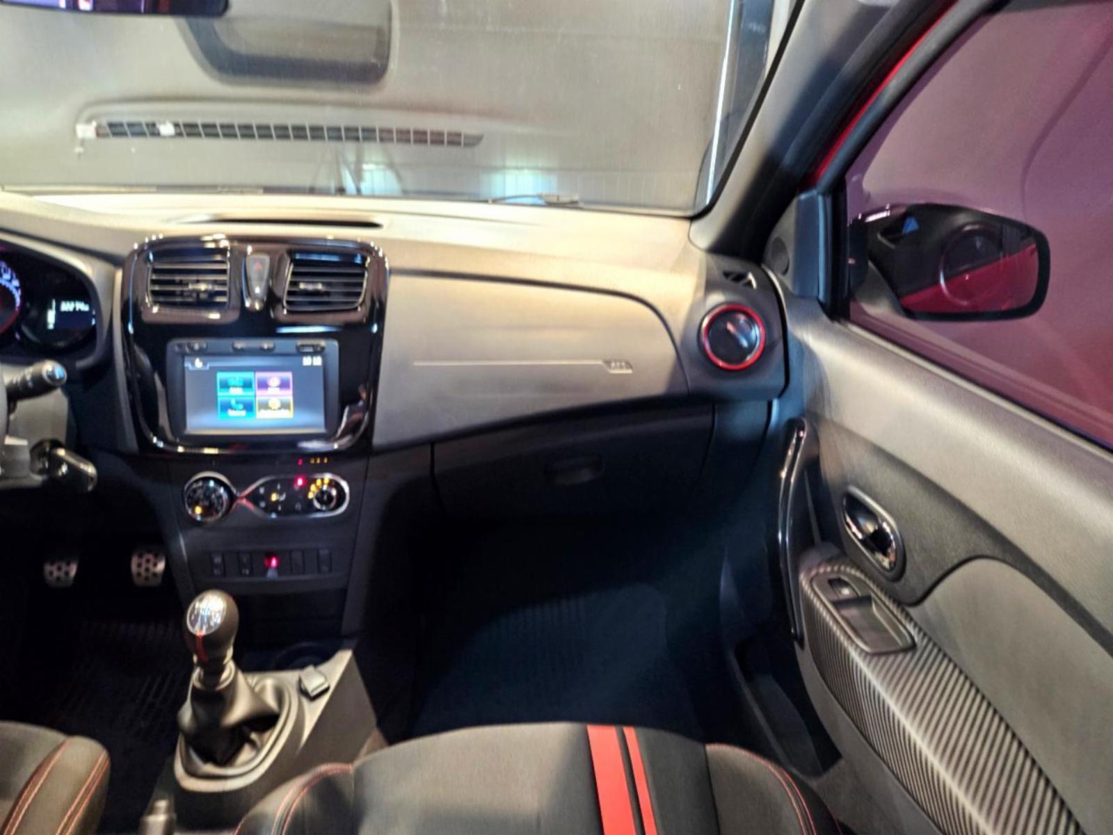 Sandero sport - foto 10