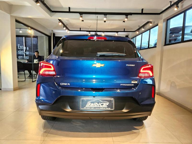 Chevrolet ONIX HATCH PREM. 1.0 12V TB Flex 5p Aut. - foto 4