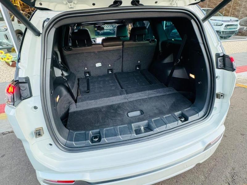 Jeep Commander Overland T270 1.3 TB Flex Aut. - foto 9