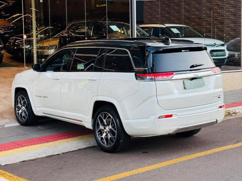 Jeep Commander Overland T270 1.3 TB Flex Aut. - foto 12