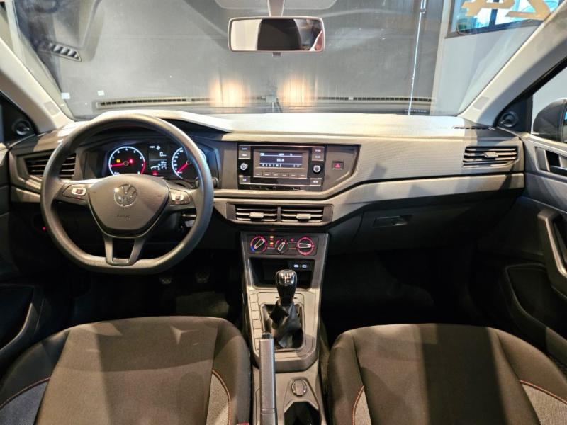 Volkswagen Polo Track 1.0 Flex 12V 5p - foto 10