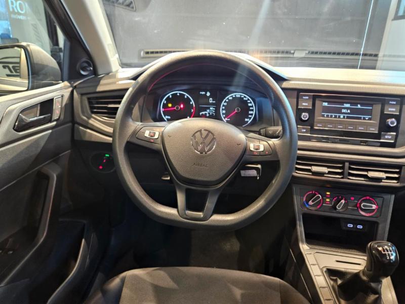 Volkswagen Polo Track 1.0 Flex 12V 5p - foto 12