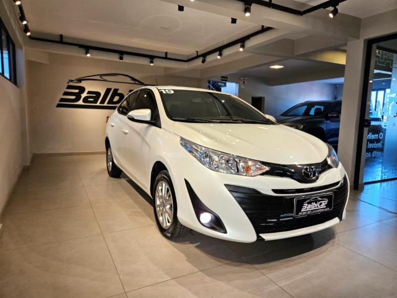 Toyota YARIS XL Sedan 1.5 Flex 16V 4p Aut. - foto 6