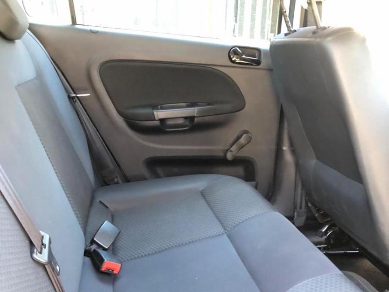 Volkswagen Gol 1.0 Flex 12V 5p - foto 10