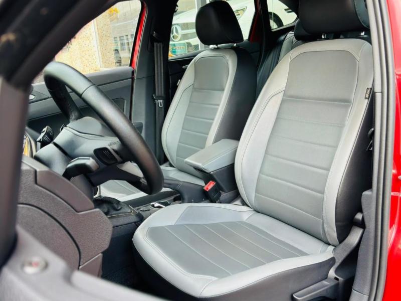 Volkswagen Nivus Highline 1.0 200 TSI Flex Aut. - foto 5