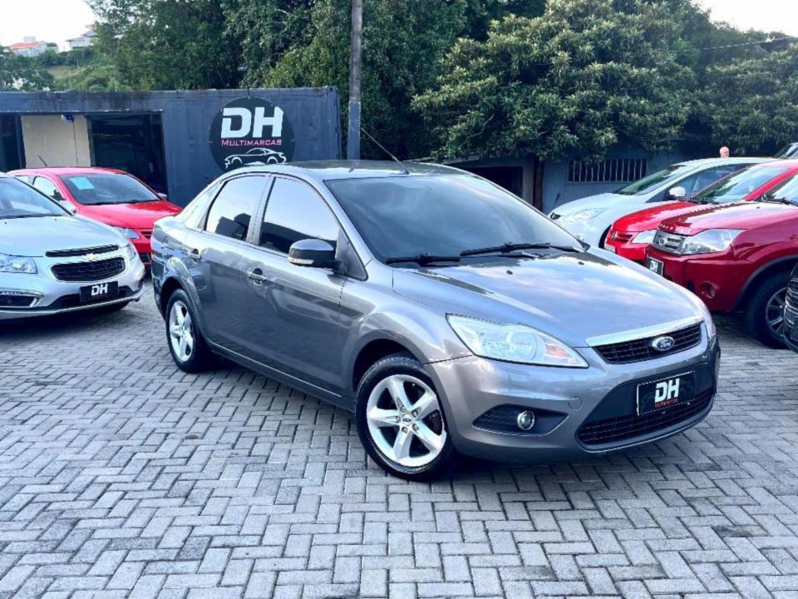 Focus sedan - foto 3