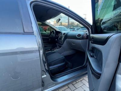 Focus sedan - thumb 11
