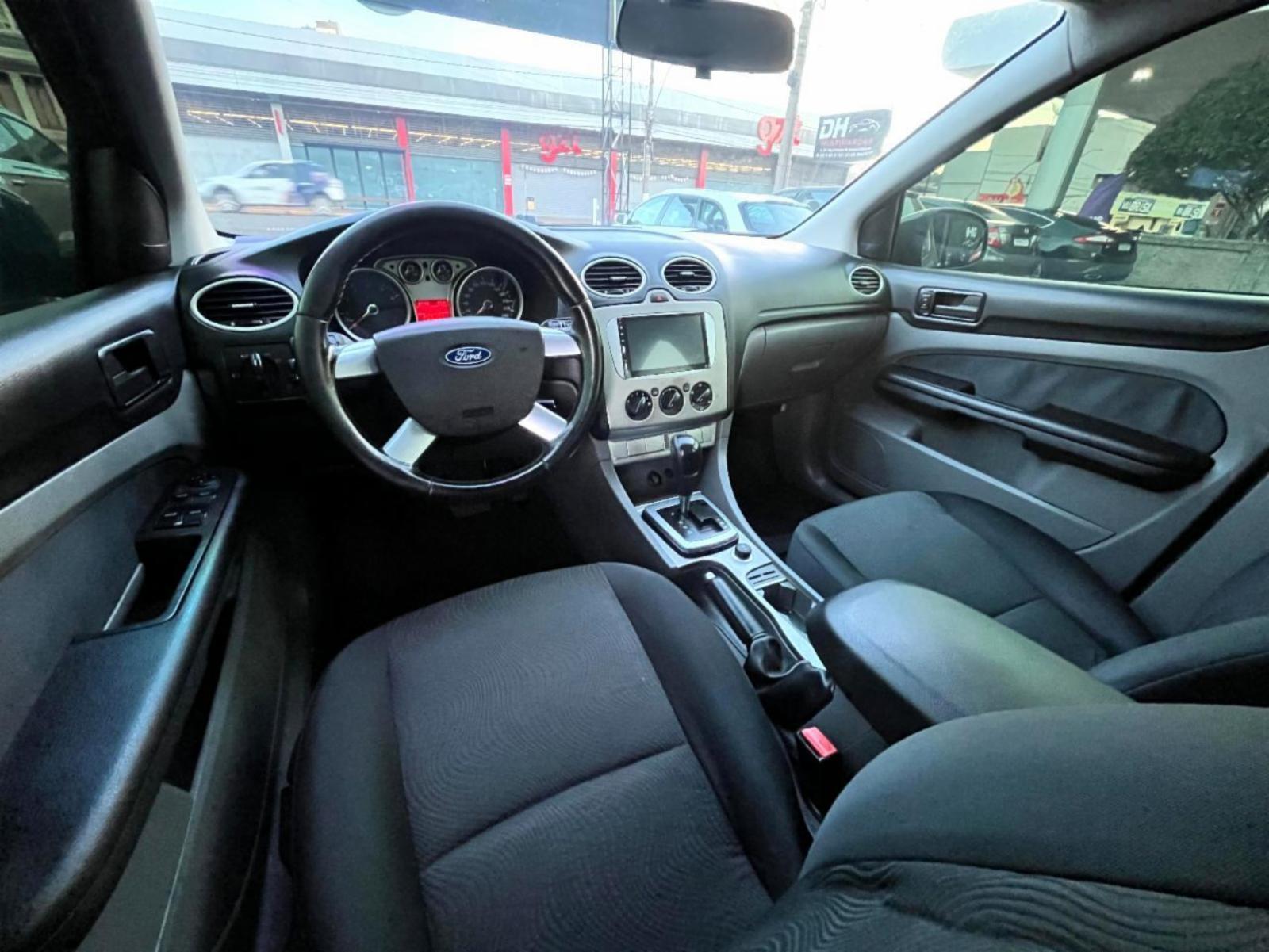 Focus sedan - foto 15