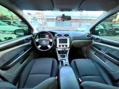 Focus sedan - thumb 17