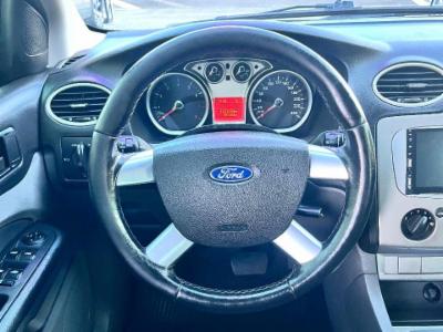 Focus sedan - thumb 18