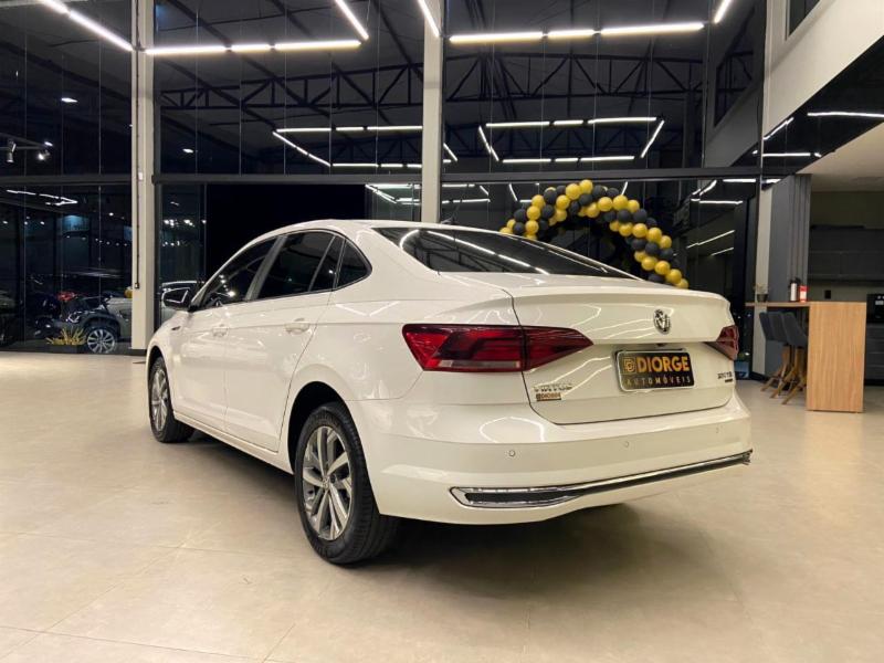 Volkswagen VIRTUS Highline 200 TSI 1.0 Flex 12V Aut - foto 6
