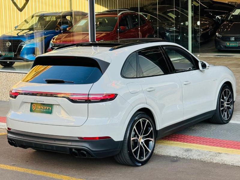 Porsche Cayenne E-Hybrid 3.0 V6 462cv - foto 2