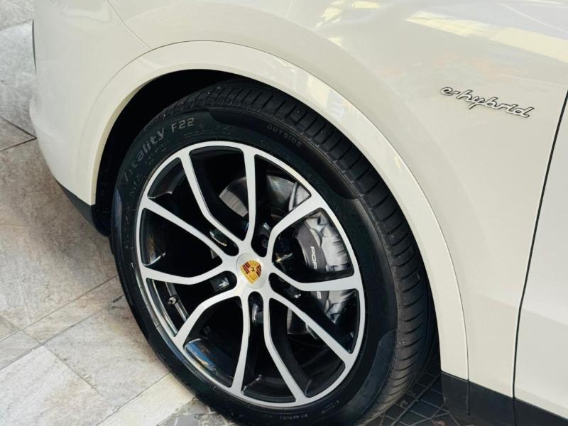 Porsche Cayenne E-Hybrid 3.0 V6 462cv - foto 6