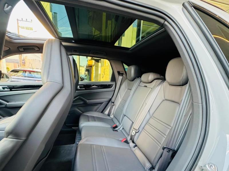 Porsche Cayenne E-Hybrid 3.0 V6 462cv - foto 8