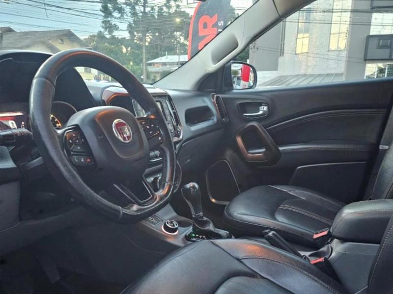 Fiat Toro Volcano 2.0 16V 4x4 TB Diesel Aut. - foto 9