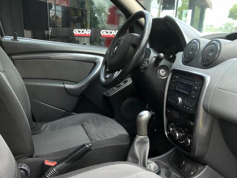 Renault DUSTER Dynamique 1.6 Hi-Flex 16V Mec. - foto 10