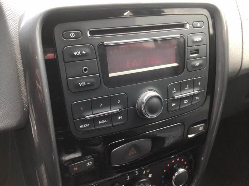 Renault DUSTER Dynamique 1.6 Hi-Flex 16V Mec. - foto 17