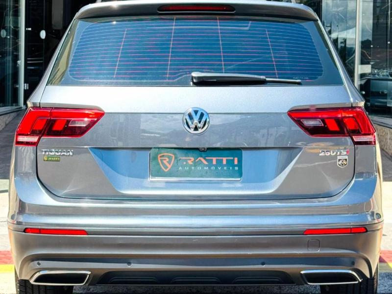 Volkswagen TIGUAN Allspac Comf 250 TSI 1.4 Flex - foto 11