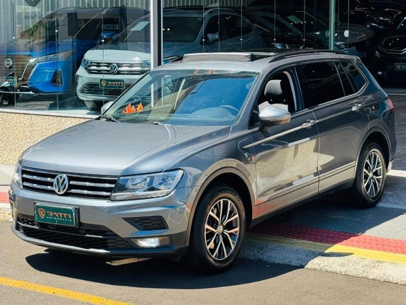 Volkswagen TIGUAN Allspac Comf 250 TSI 1.4 Flex - foto 17