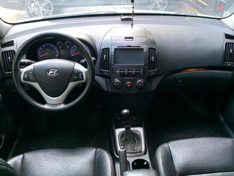 Hyundai i30 2.0 16V 145cv 5p Mec. - foto 12
