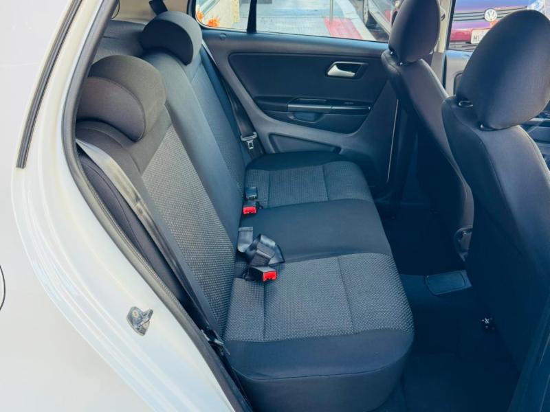 Volkswagen Fox Connect 1.6 Flex 8V 5p - foto 8