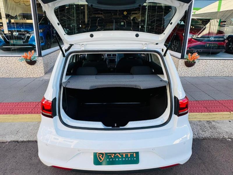 Volkswagen Fox Connect 1.6 Flex 8V 5p - foto 9