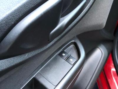 Onix hatch - thumb 3