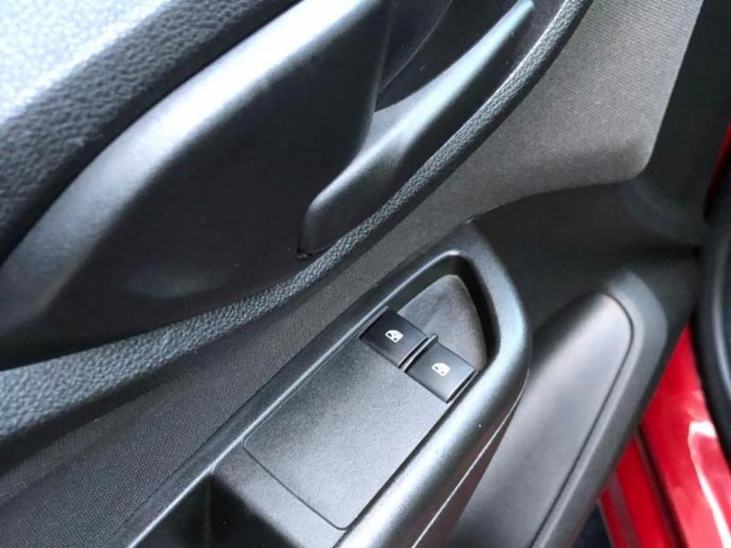 Chevrolet ONIX HATCH LT 1.0 8V FlexPower 5p Mec. - foto 3