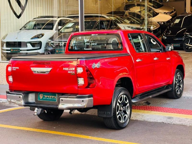 Toyota Hilux CD SRX 4x4 2.8 TDI 16V Diesel Aut. - foto 2