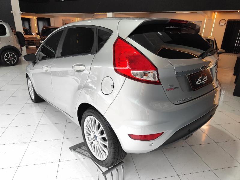 Ford Fiesta TIT./TIT.Plus 1.6 16V Flex Aut. - foto 5
