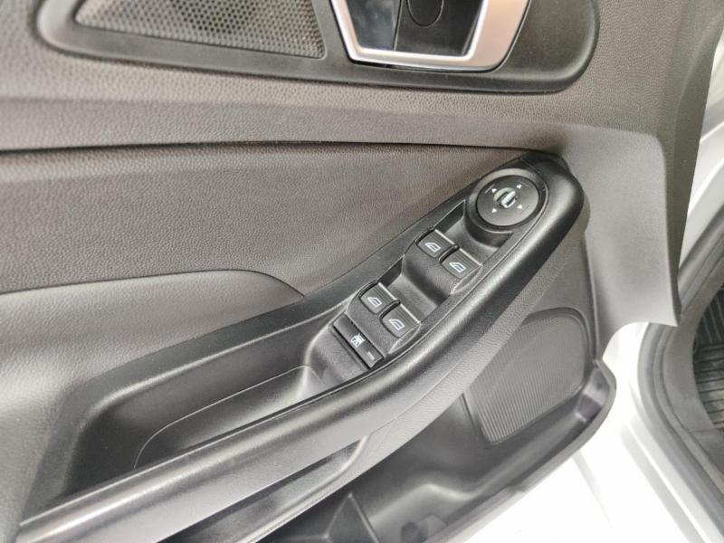 Ford Fiesta TIT./TIT.Plus 1.6 16V Flex Aut. - foto 11