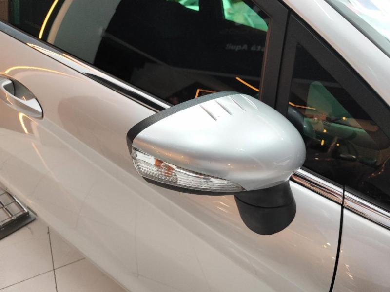 Ford Fiesta TIT./TIT.Plus 1.6 16V Flex Aut. - foto 14